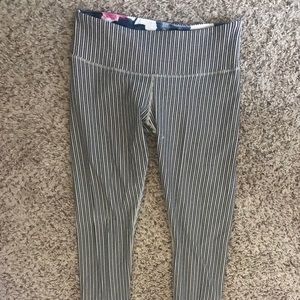 Lulúlemon size 10 stretch pants